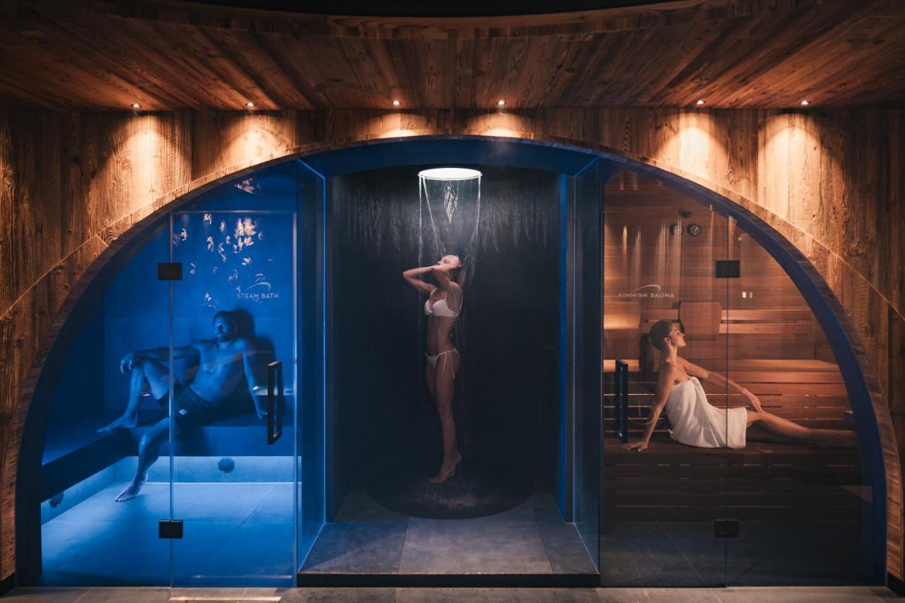 Luxury Spa Chalet Lum D'Or セルヴァ・ディ・ヴァル・ガルデーナ エクステリア 写真