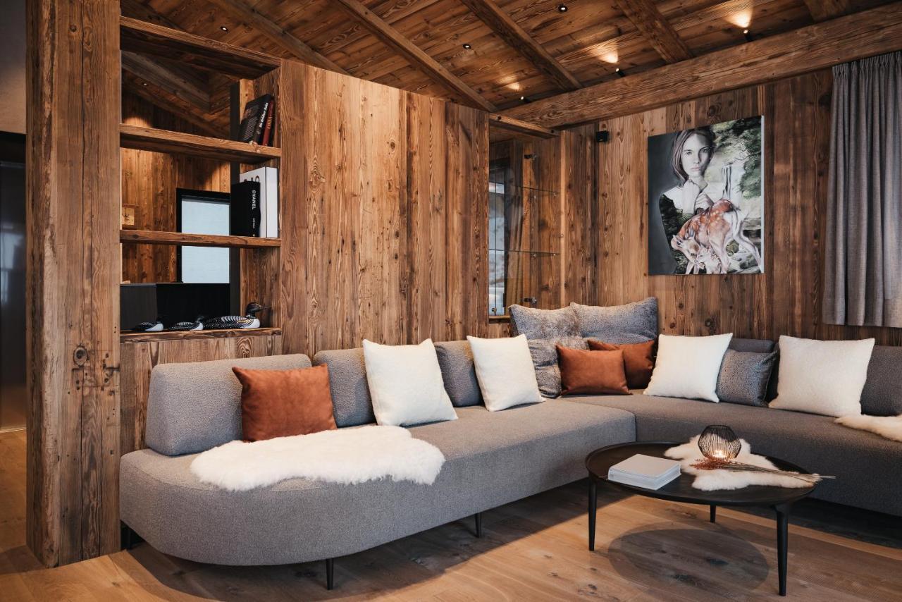 Luxury Spa Chalet Lum D'Or セルヴァ・ディ・ヴァル・ガルデーナ エクステリア 写真